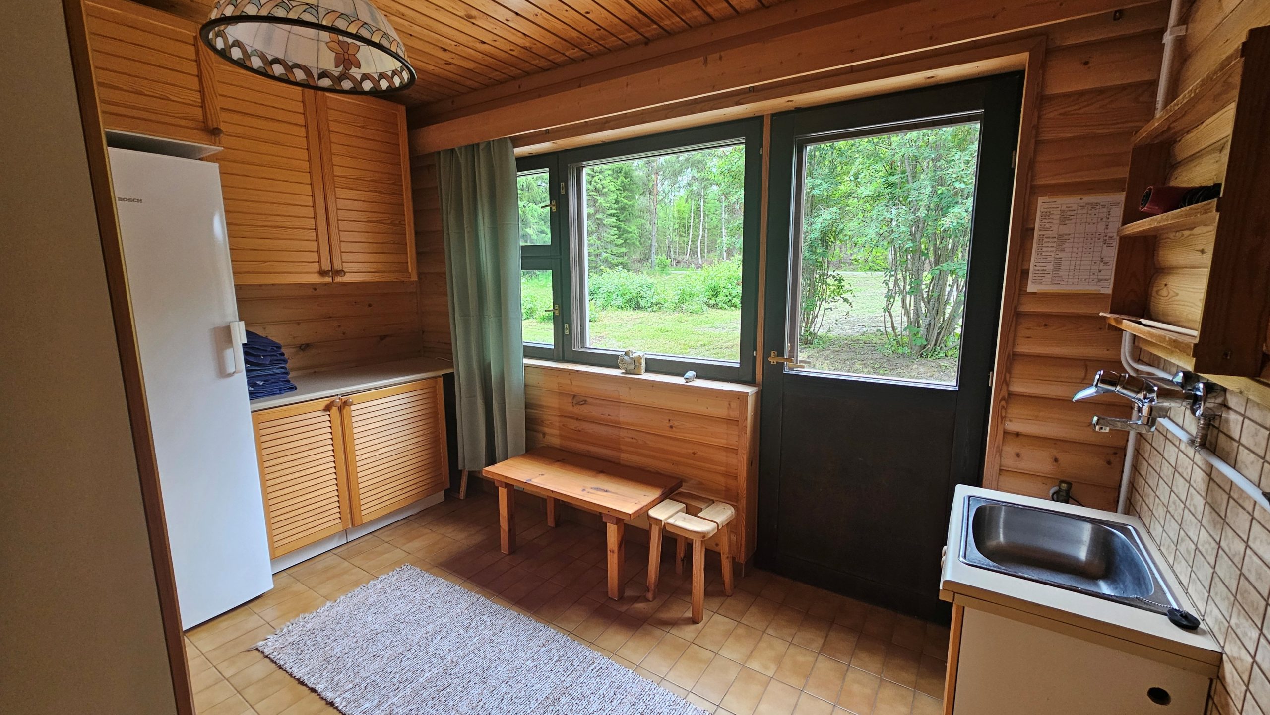 Mökki ison vesistön rannalla - Image 7
